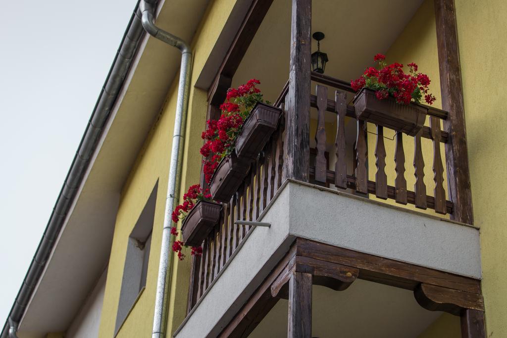 Hera Guest House 치플리크 외부 사진