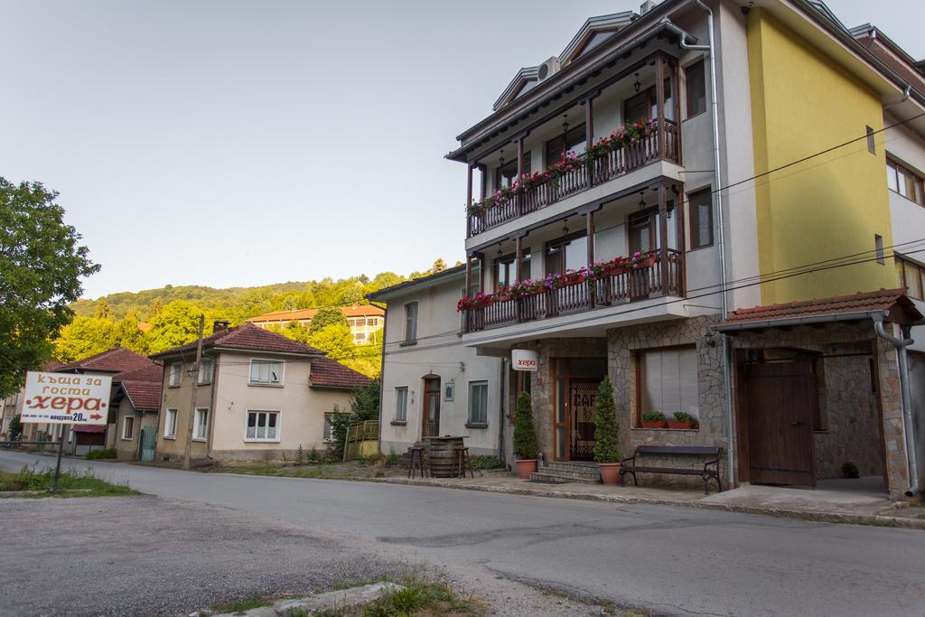 Hera Guest House 치플리크 외부 사진