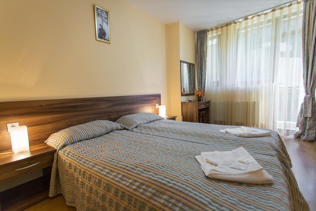 Hera Guest House 치플리크 외부 사진
