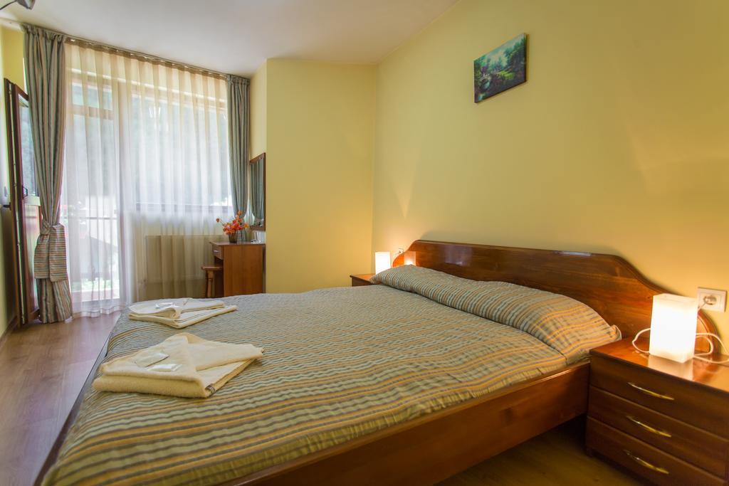 Hera Guest House 치플리크 외부 사진
