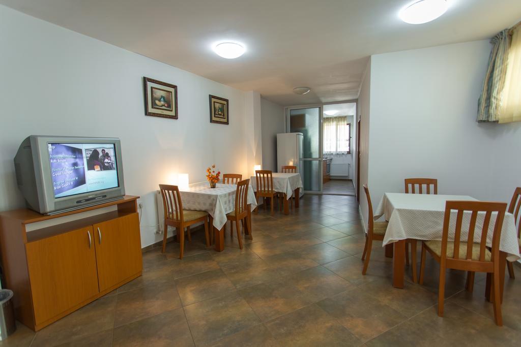 Hera Guest House 치플리크 외부 사진