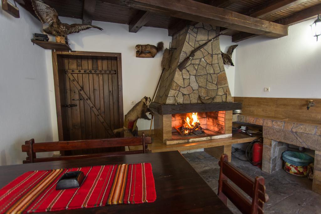Hera Guest House 치플리크 외부 사진